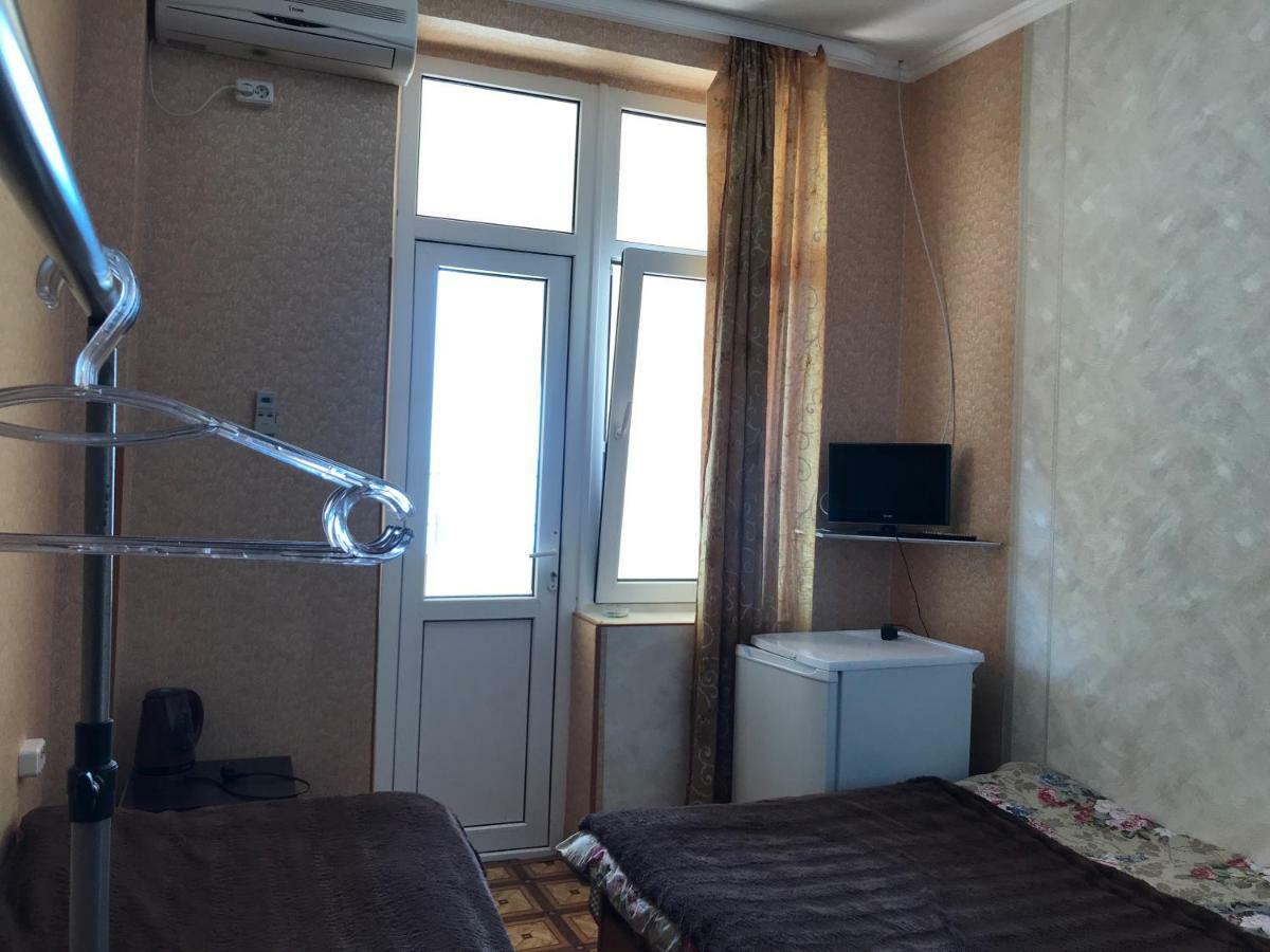 DavEl Hotell Gagra Exteriör bild