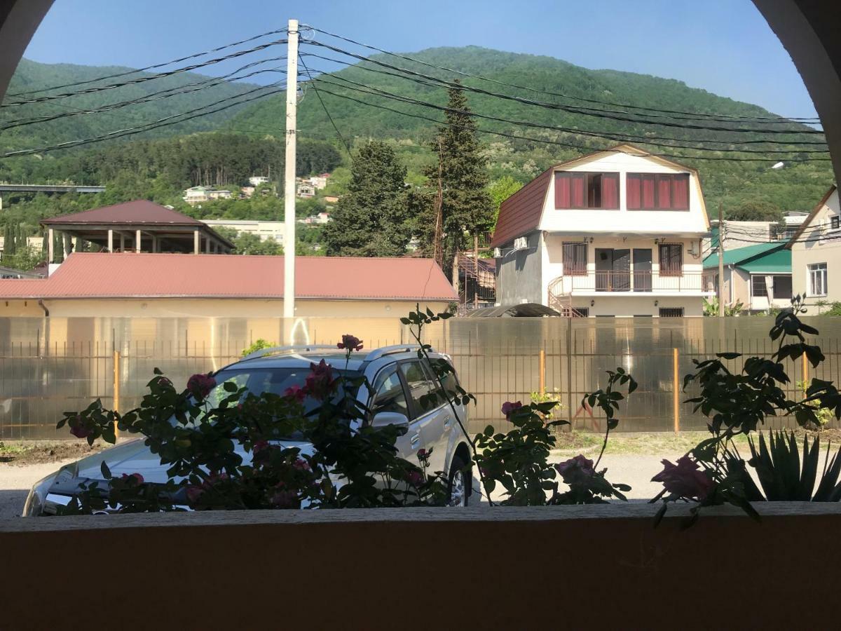 DavEl Hotell Gagra Exteriör bild
